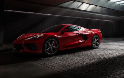 CORVETTE STINGRAY C8: la supercar arriverà sgommando